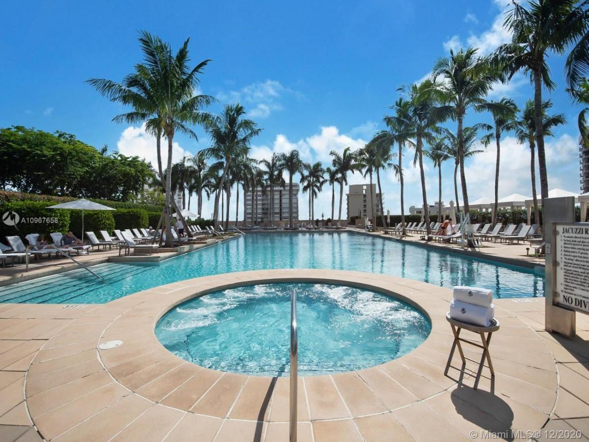 Four Seasons Hotel Miami - Luxury Private Residences Εξωτερικό φωτογραφία