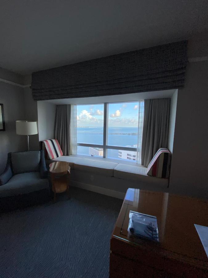 Four Seasons Hotel Miami - Luxury Private Residences Εξωτερικό φωτογραφία